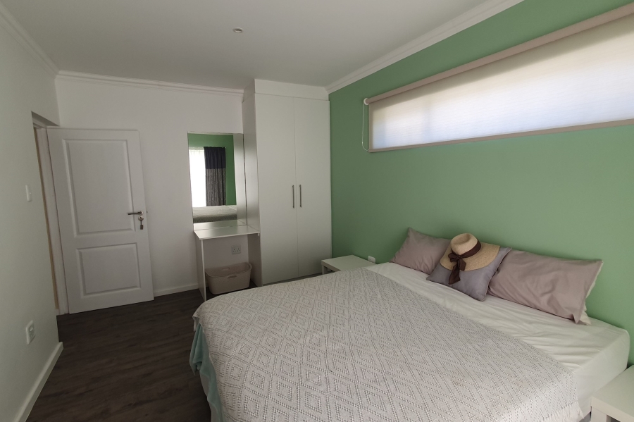2 Bedroom Property for Sale in Paradise Beach Eastern Cape